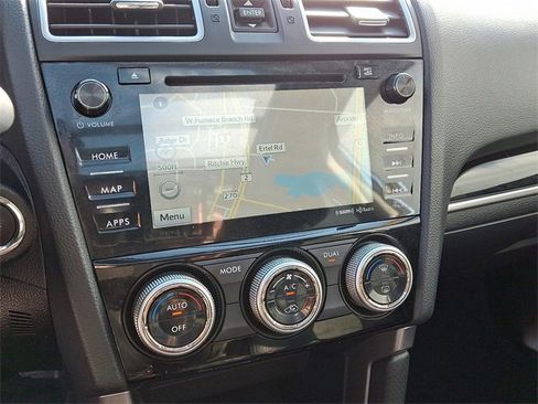 Used 2017 Subaru Forester 2.5i Touring image 16