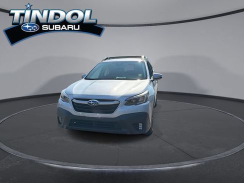Used 2020 Subaru Outback Premium AWD/4WD image 3