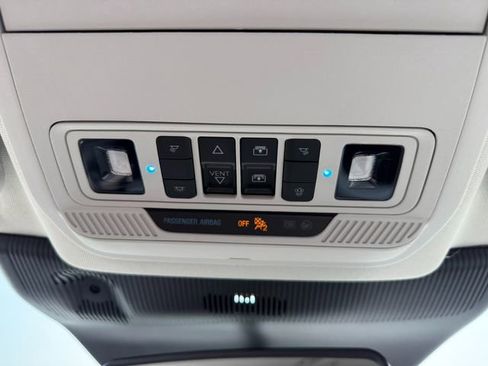 Used 2025 Ford Explorer Platinum w/ Ultimate Package image 41