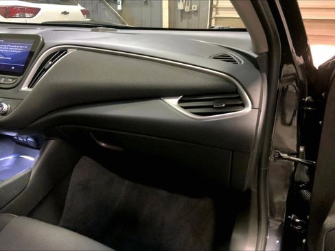 Used 2023 Chevrolet Malibu LT image 16
