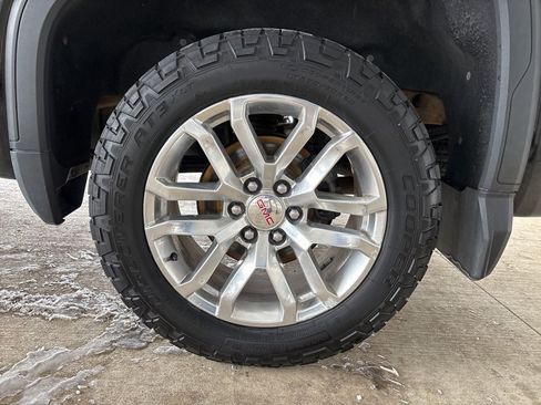 Used 2019 GMC Sierra 1500 SLT image 37