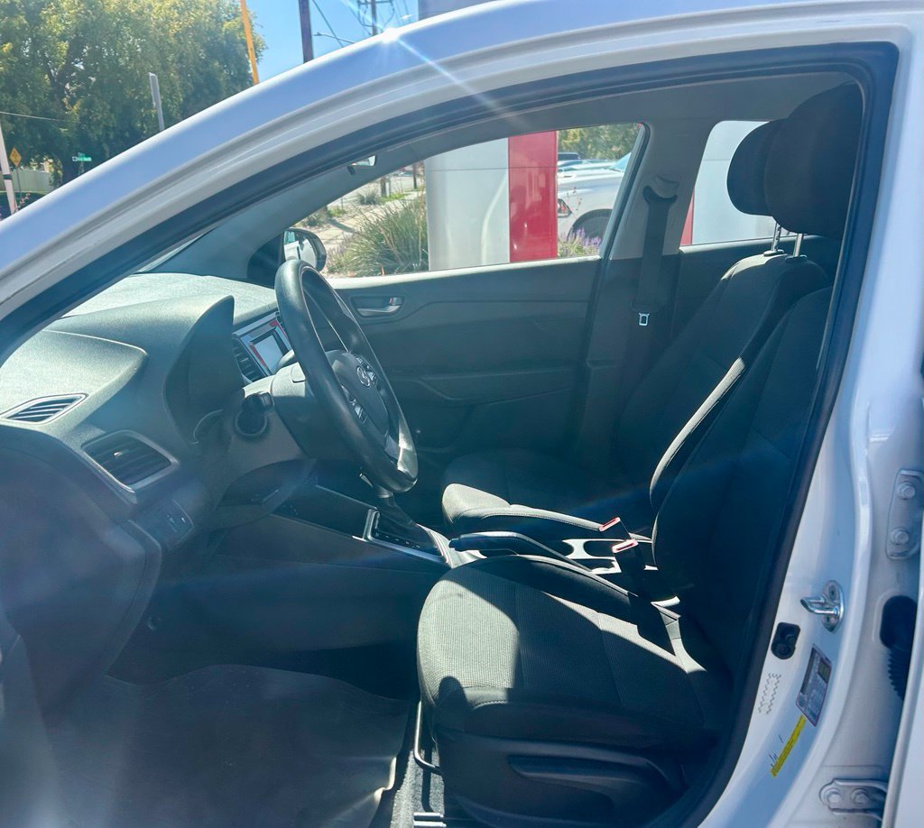 Used 2020 Hyundai Accent SE FWD image 8