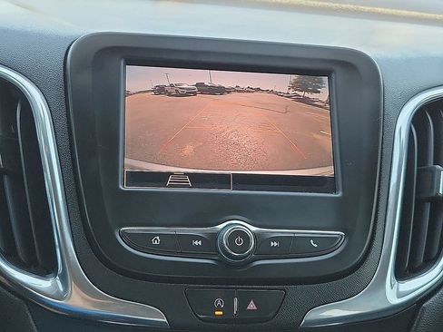 Used 2023 Chevrolet Equinox LT AWD/4WD image 16