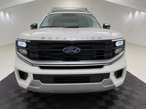 New 2026 Ford Expedition Platinum AWD/4WD image 2