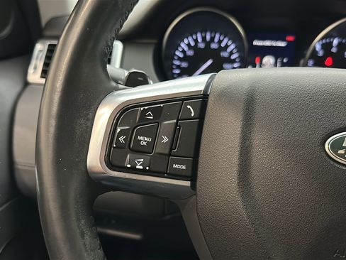 Used 2016 Land Rover Discovery Sport HSE AWD/4WD image 24