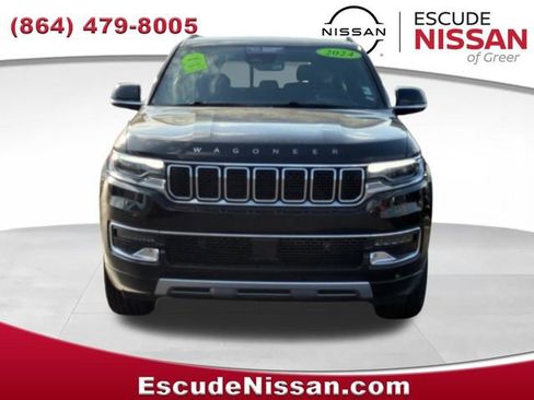 Used 2024 Jeep Wagoneer Series II w/ Flexible Seating Group RWD image 8