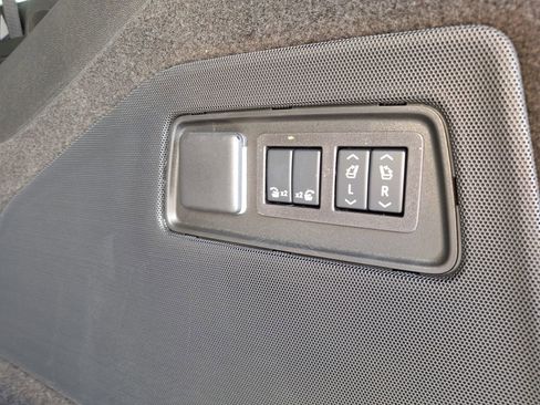 New 2026 Cadillac Escalade ESV Luxury w/ LPO, Radiant Package image 26