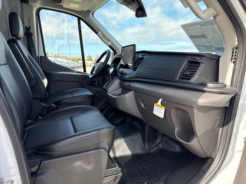 New 2026 Ford Transit 250 148 Medium Roof image 22