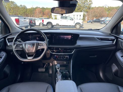 Used 2025 Buick Encore GX Sport Touring w/ Comfort Package image 8
