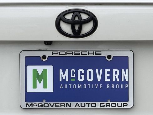 Used 2021 Toyota RAV4 XLE Premium image 26