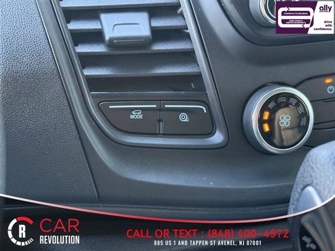 Used 2025 Ford Transit 250 148 High Roof AWD image 20