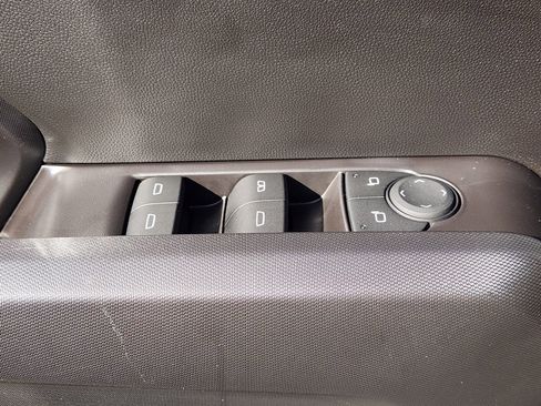 New 2026 GMC Canyon Elevation w/ Convenience Package image 27