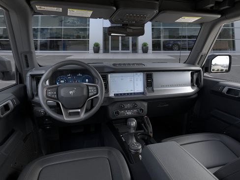 New 2026 Ford Bronco Badlands w/ Sasquatch Package AWD/4WD image 9