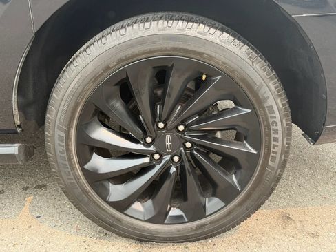 Used 2021 Lincoln Navigator L Reserve AWD/4WD image 9