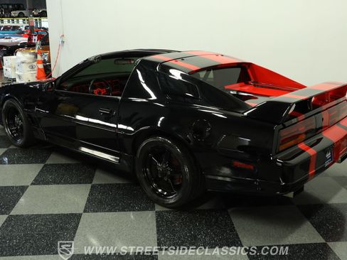 Used 1989 Pontiac Firebird Trans Am RWD image 7