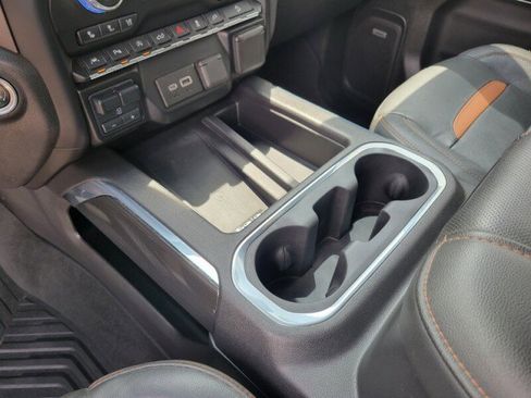 Used 2020 GMC Sierra 1500 AT4 w/ AT4 Premium Package image 17