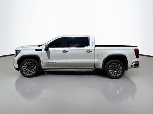 Used 2023 GMC Sierra 1500 Denali Ultimate AWD/4WD image 4