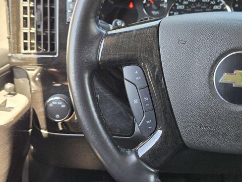 Used 2023 Chevrolet Express 2500 image 26
