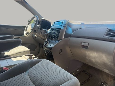 Used 2006 Toyota Sienna FWD image 14