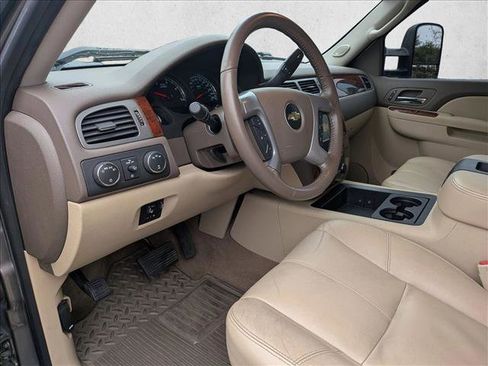 Used 2013 Chevrolet Silverado 3500 LTZ w/ LTZ Plus Package image 10