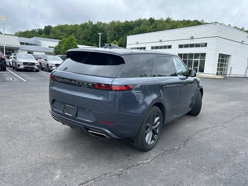 Used 2024 Land Rover Range Rover Sport Dynamic SE AWD/4WD image 5