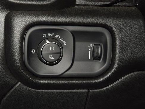 Used 2024 RAM 5500 Tradesman w/ Chrome Appearance Group image 26