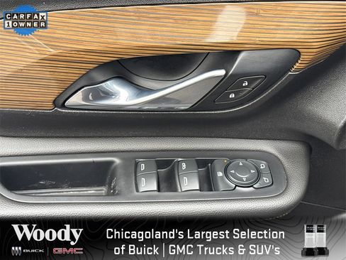 Used 2020 GMC Terrain SLE w/ Driver Convenience Package image 14