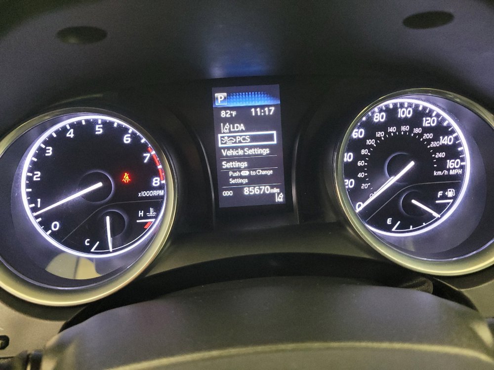 Used 2020 Toyota Camry LE FWD image 23