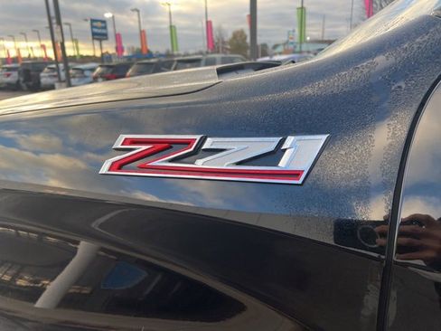 Used 2019 Chevrolet Silverado 1500 Custom Trail Boss w/ Custom Convenience Package image 11