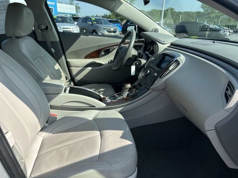 Used 2013 Buick LaCrosse Leather FWD image 12