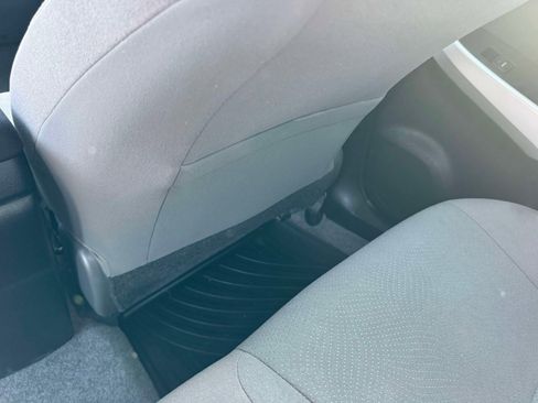 Used 2014 Toyota Prius Two image 23