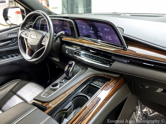 Certified 2024 Cadillac Escalade Premium Luxury w/ Performance Package AWD/4WD image 29