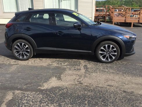 Used 2019 MAZDA CX-3 Touring image 2