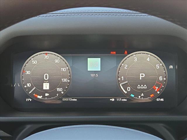 New 2026 Land Rover Defender 110 X-Dynamic SE AWD/4WD image 11
