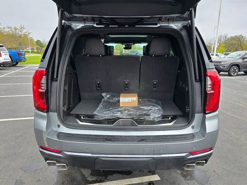New 2026 GMC Yukon Denali Ultimate AWD/4WD image 32