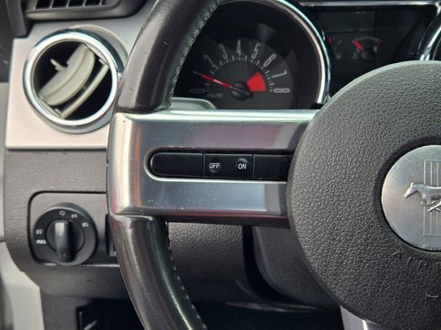 Used 2006 Ford Mustang GT Premium image 20