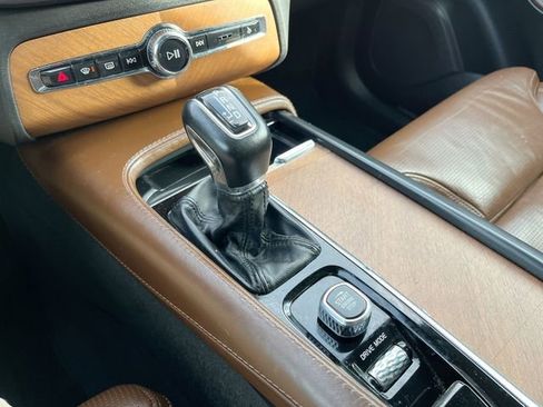 Used 2018 Volvo XC90 T6 Inscription w/ Convenience Package image 23