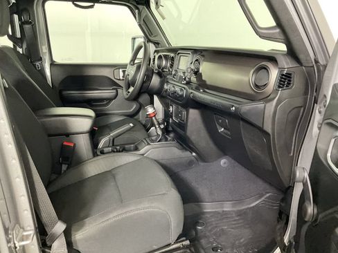 Used 2020 Jeep Wrangler Unlimited Sport AWD/4WD image 24