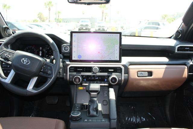 Used 2026 Toyota 4Runner Limited w/ Tow Technology Package AWD/4WD image 10