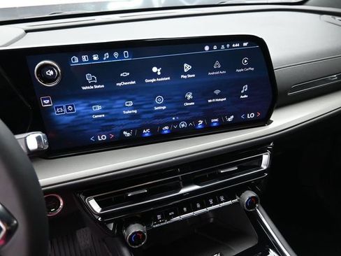 New 2026 Chevrolet Traverse LT w/ Driver Confidence Package image 32