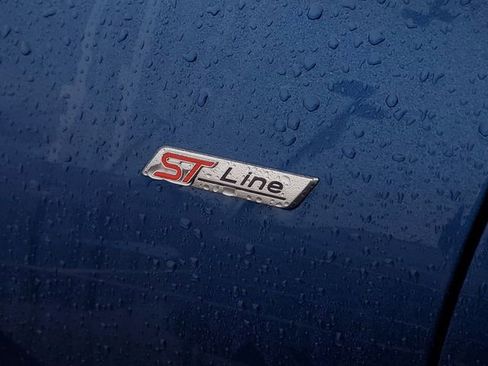 Certified 2023 Ford Escape ST-Line w/ Tech Pack #1 image 7