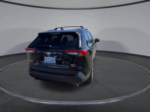 Certified 2025 Toyota RAV4 XLE AWD/4WD image 8