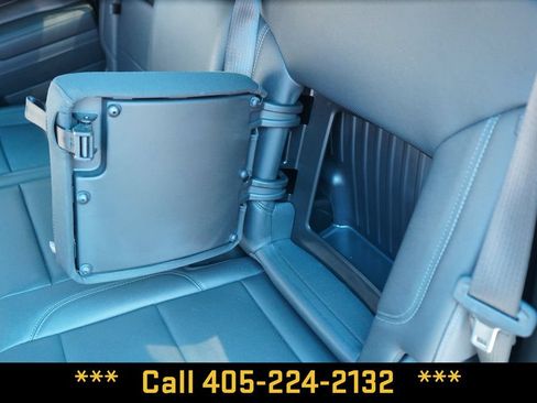 Used 2025 GMC Sierra 1500 SLT RWD image 34