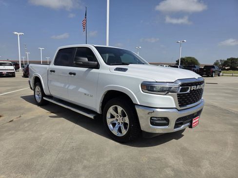 Used 2025 RAM 1500 Lone Star AWD/4WD image 6