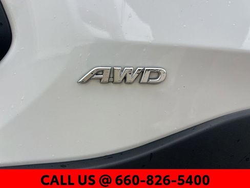 Used 2025 Toyota RAV4 LE image 5