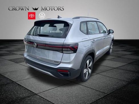 Used 2025 Volkswagen Taos S image 5