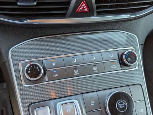 Used 2022 Hyundai Santa Fe SEL image 25