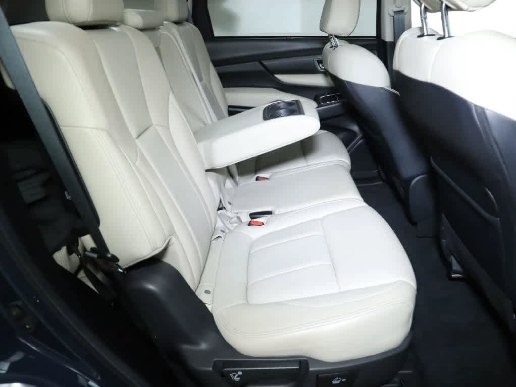 Used 2023 Subaru Ascent Limited AWD/4WD image 31