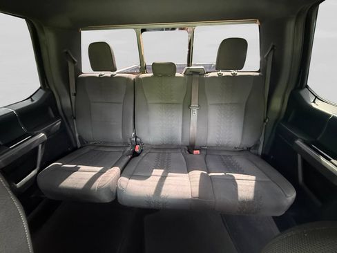 Used 2019 Ford F150 XLT w/ Equipment Group 302A Luxury AWD/4WD image 12