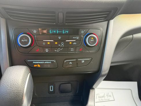 Used 2019 Ford Escape SE AWD/4WD image 24